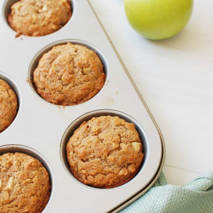 Whole Wheat Vegan Apple Muffins - Snacking in Sneakers