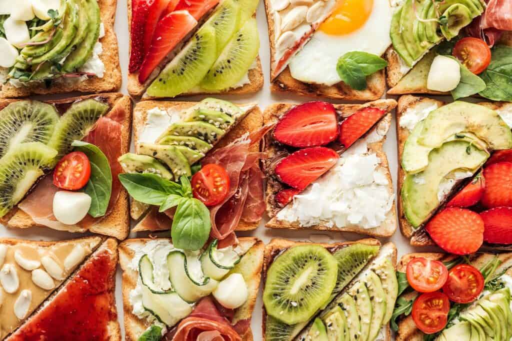 20-healthy-toast-toppings-for-the-best-morning-meal