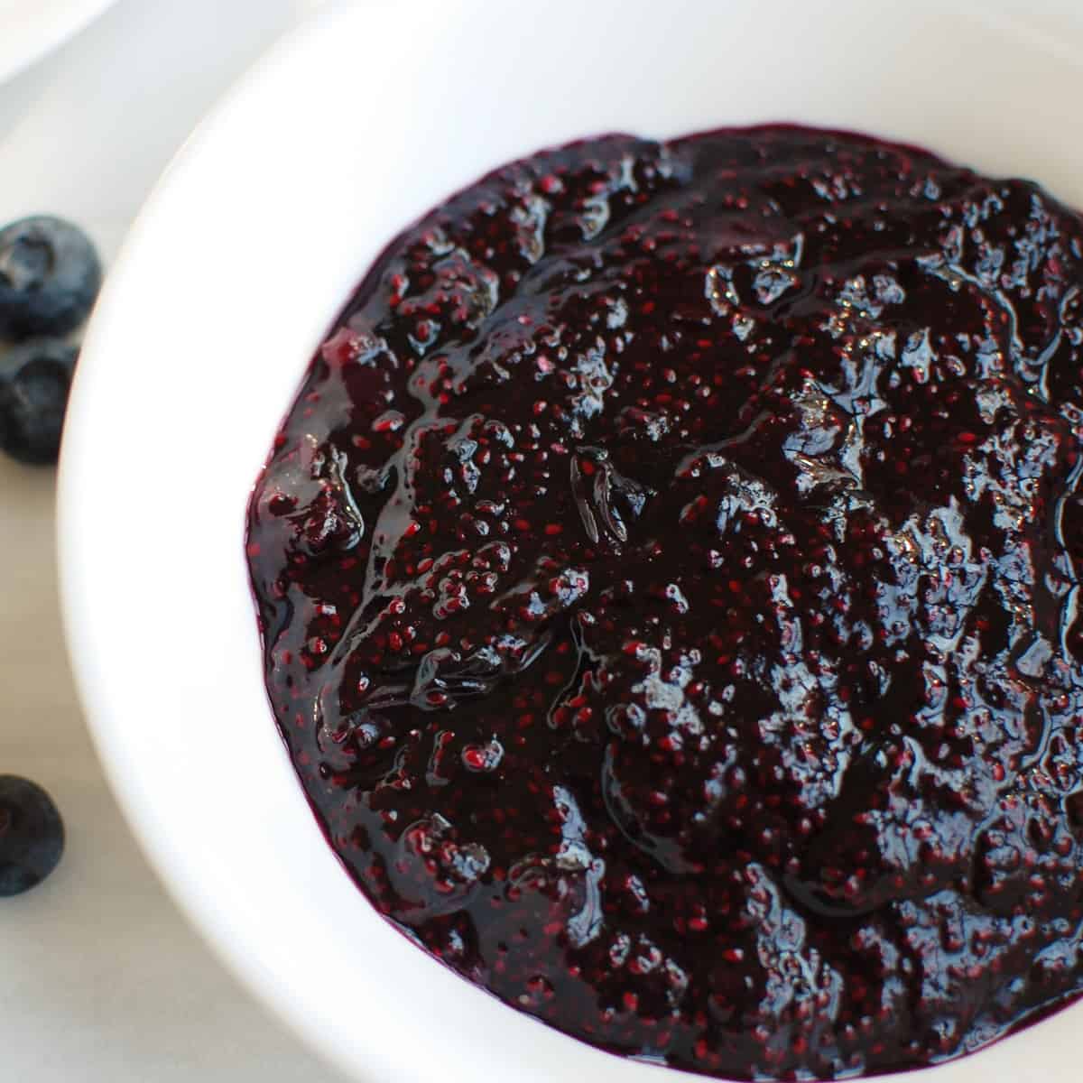 Blueberry Chia Jam - Snacking in Sneakers