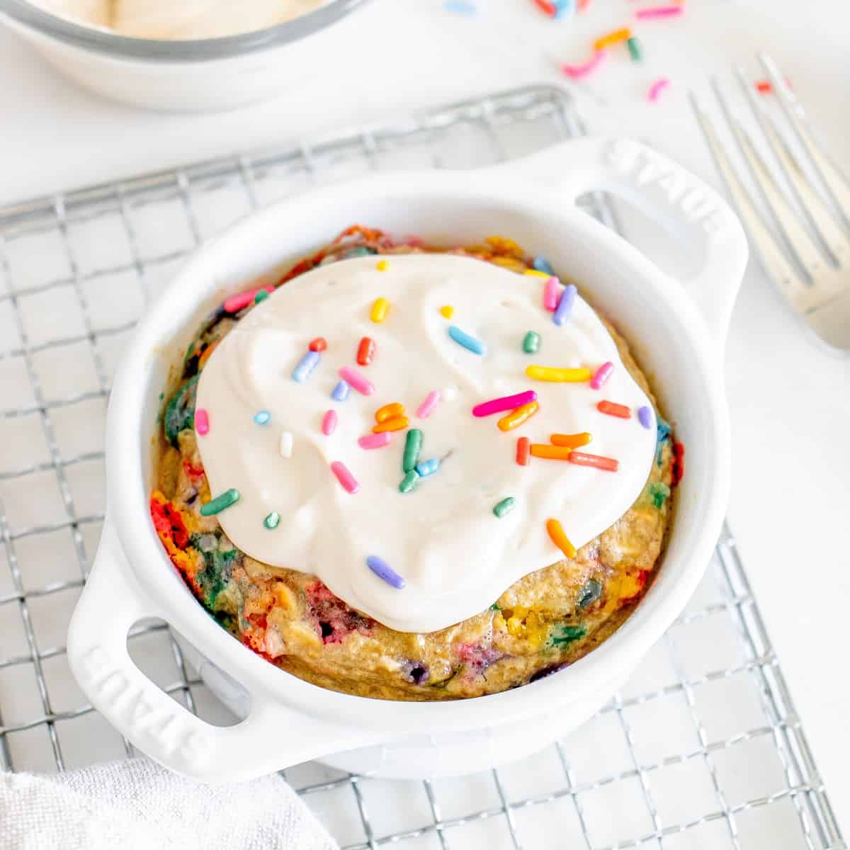 Vegan Birthday Cake Protein Baked Oats – No Meat Fast Feet